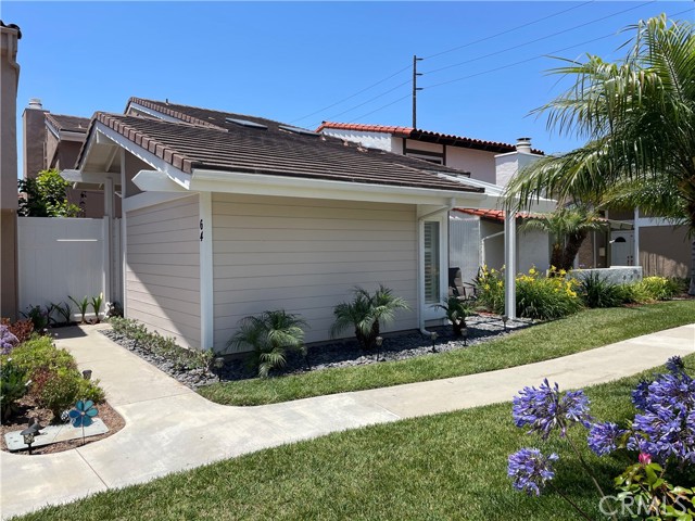 Property photo of 64 Seacrest CT