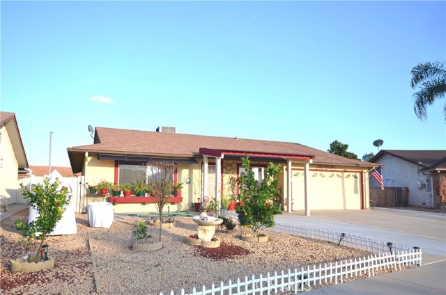 Property photo of 27958 Foxfire ST