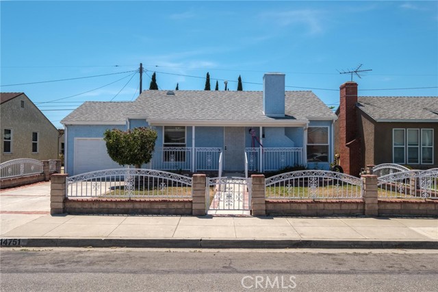 Property photo of 14751 Sutro AV