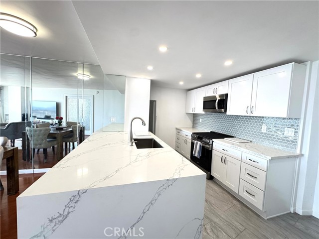 Property photo of 700 E Ocean BL