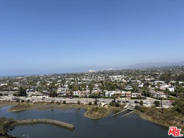 Property photo of 4316 Marina City DR
