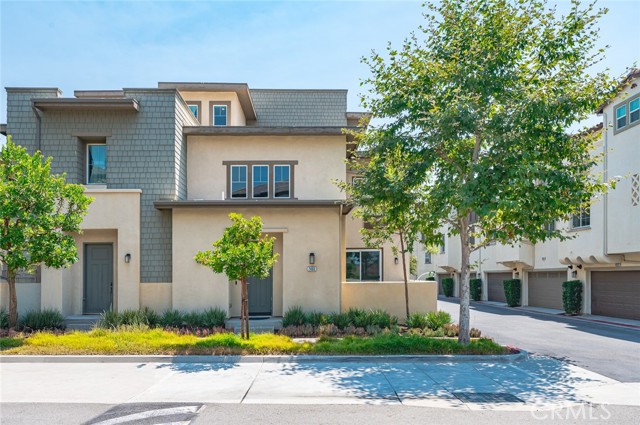 Property photo of 7463 Solstice PL