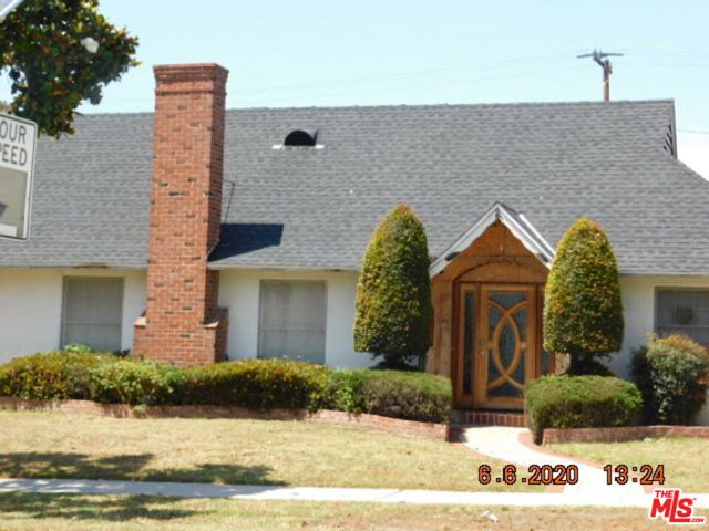 Property photo of 433 W Fairview BL