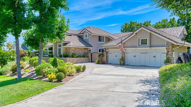 Property photo of 23271 Via Dorado