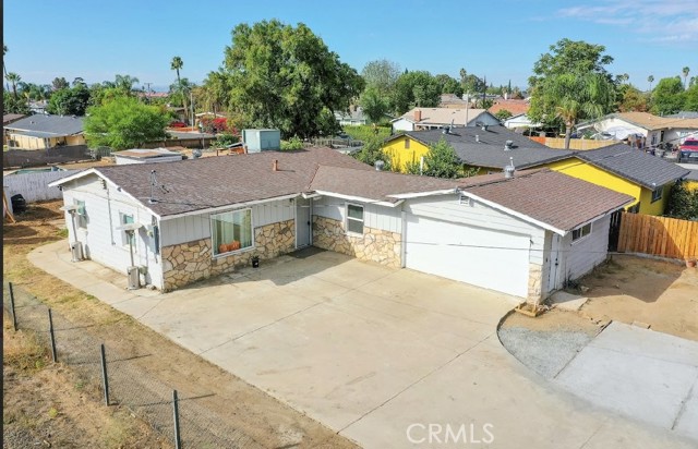 Property photo of 23921 Ironwood AV