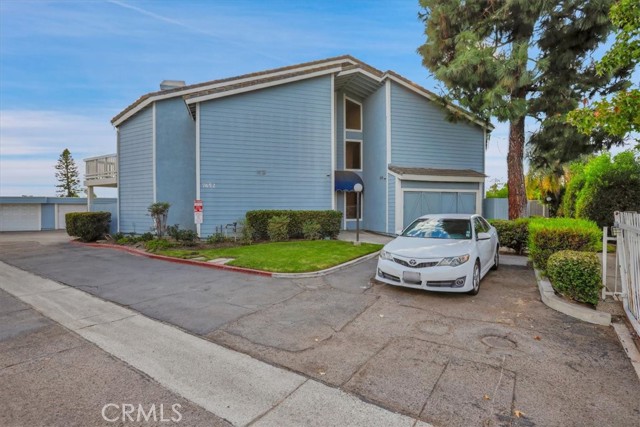 Photo of 7652 Cerritos