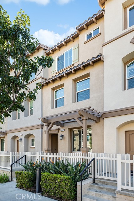 Property photo of 337 N Fenimore