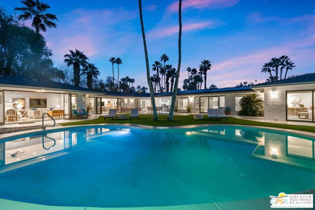 Property photo of 290 W Lilliana DR