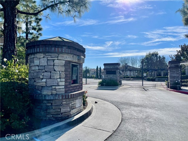 Property photo of 2578 Threewoods LN