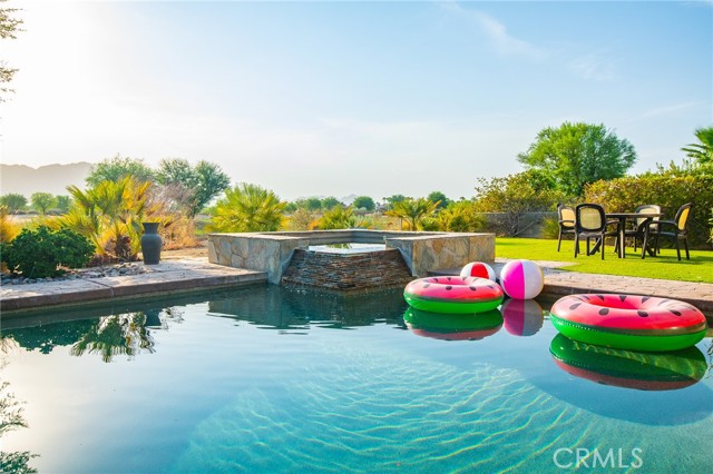 Property photo of 55675 Turnberry WY