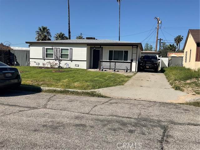 Property photo of 3302 N Alameda AV