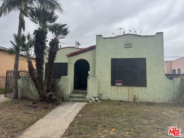 Property photo of 624 W 102nd ST