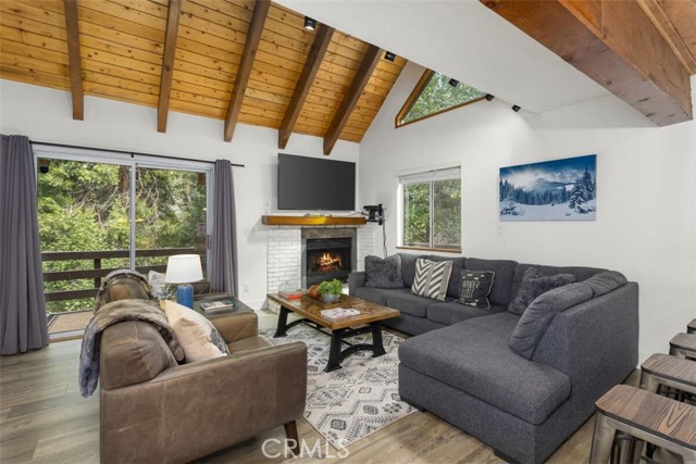 Property photo of 309 Golden LN