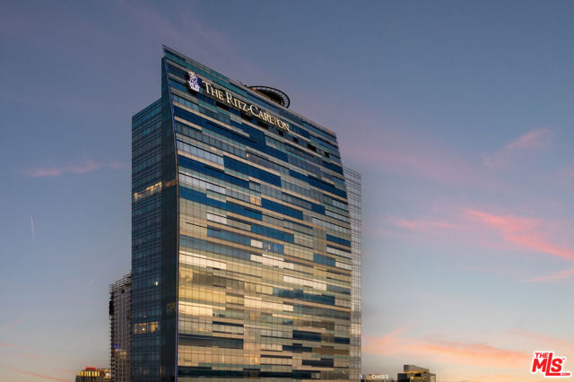 Property photo of 900 W Olympic BL