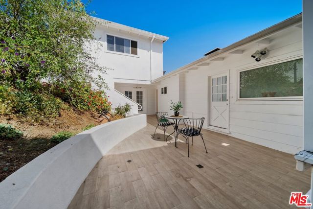 Property photo of 11689 Picturesque DR