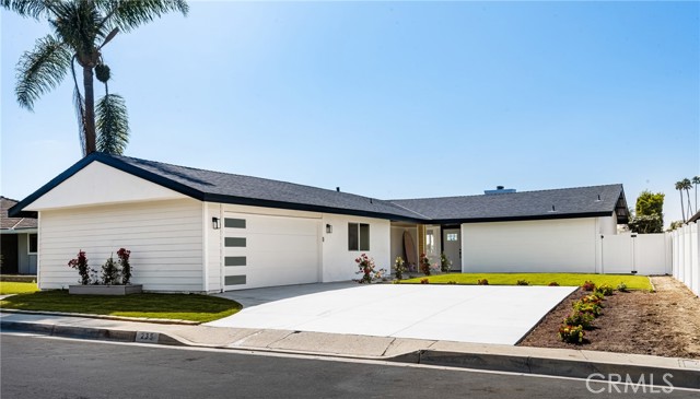 Property photo of 235 Via Ballena