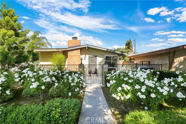 Property photo of 1305 W Beverly DR