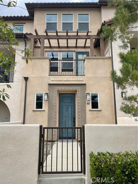 Photo of 535 W Foothill Bl