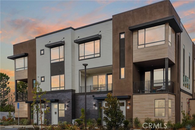 Photo of 50 Bigsby Dr