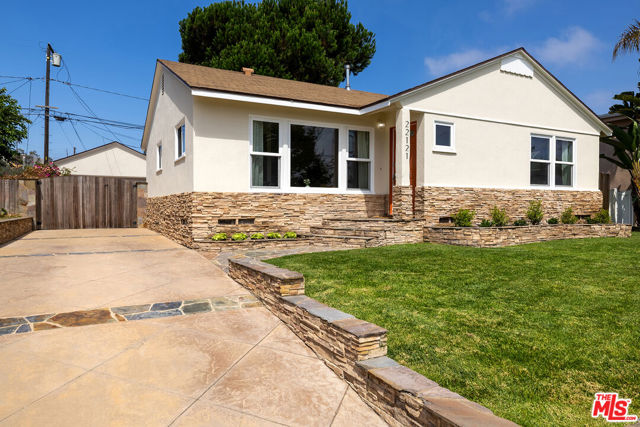 Photo of 22121 Palos Verdes Bl
