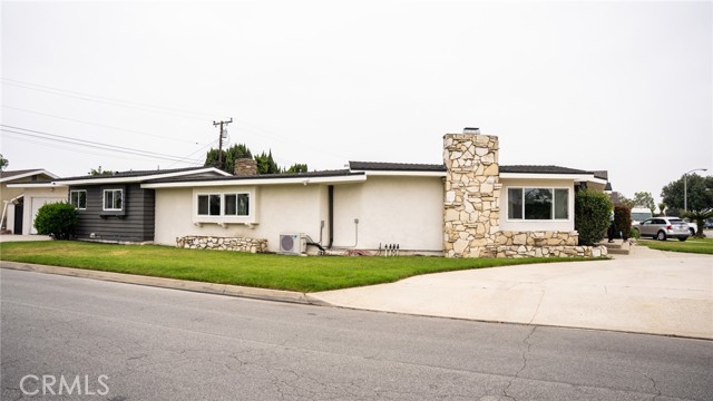 Property photo of 9837 Belfair ST