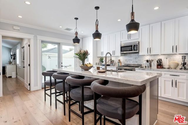 Property photo of 7404 Kentwood AV
