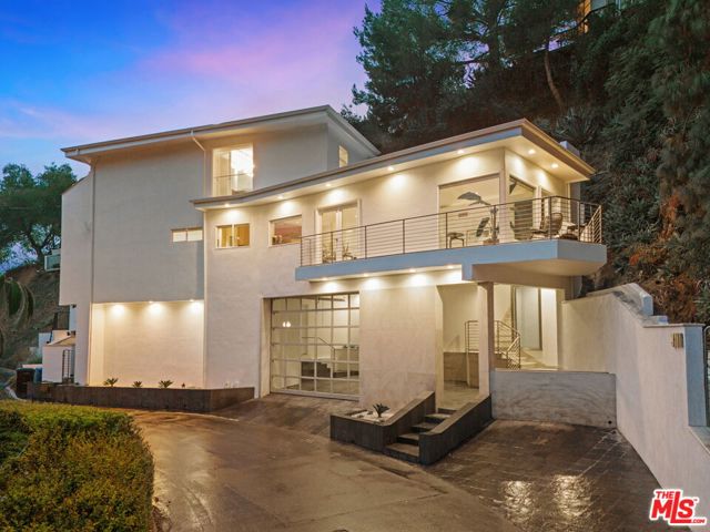 Property photo of 3111 Belden DR