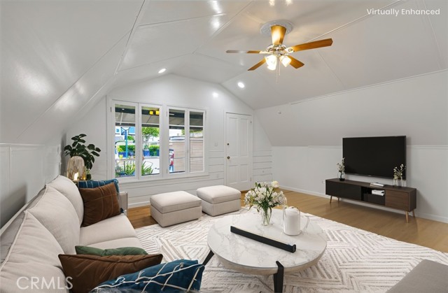 Property photo of 3207 W 112th