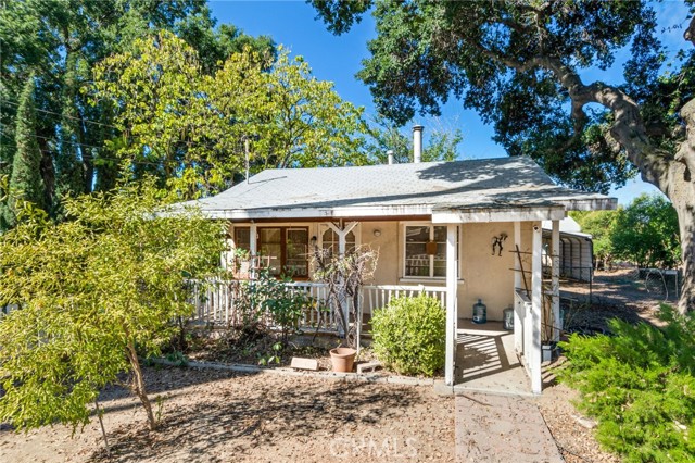 Property photo of 10325 Live Oak