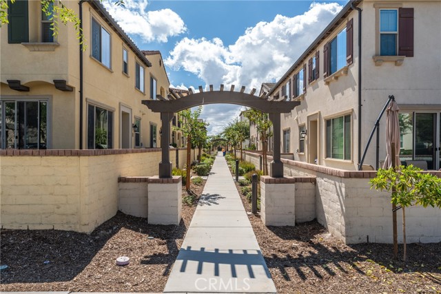 Property photo of 2845 E Berry Loop Privado