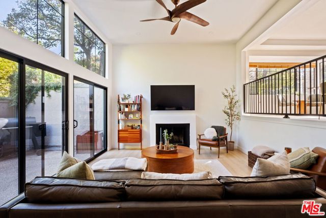 Photo of 207 S Oakland Av