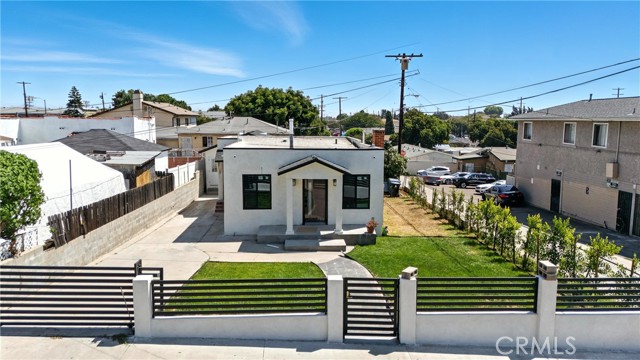 Property photo of 25212 Normandie AV