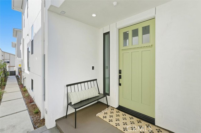 Property photo of 617 N Irena AV