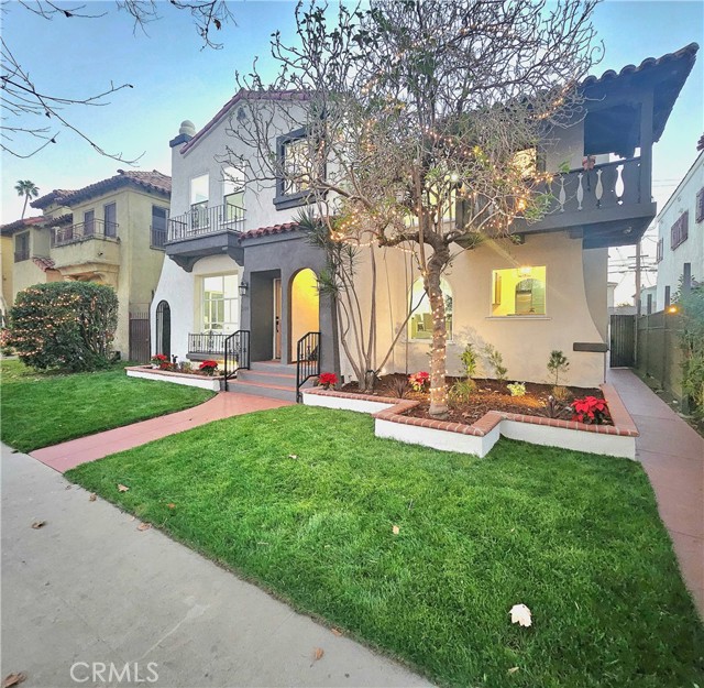 Property photo of 3104 W 43rd PL