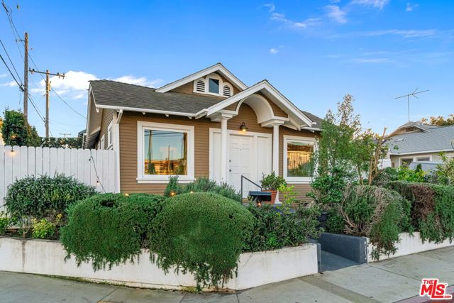 Property photo of 3712 E 10th ST