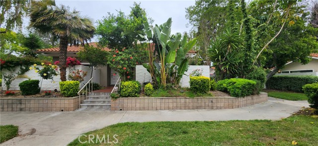 Property photo of 2057 Via Mariposa