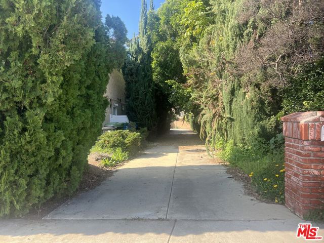 Property photo of 5921 Chimineas AV