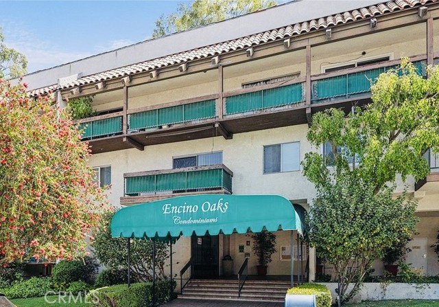 Property photo of 5460 White Oak AV