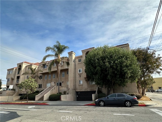 Property photo of 6100 Rugby AV