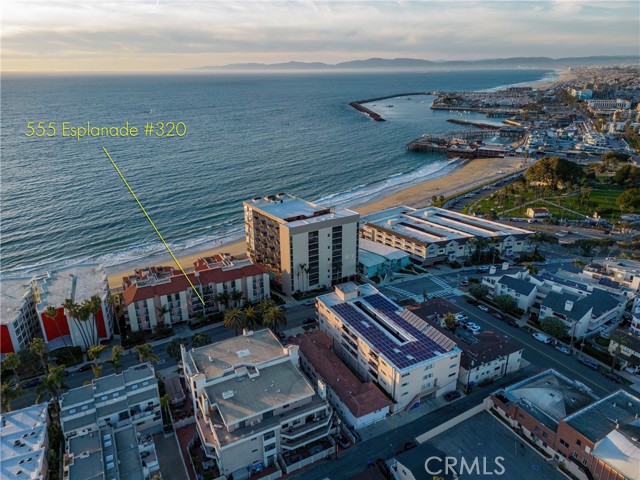 Photo of 555 Esplanade