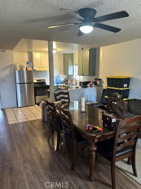 Property photo of 201 W Raymond ST