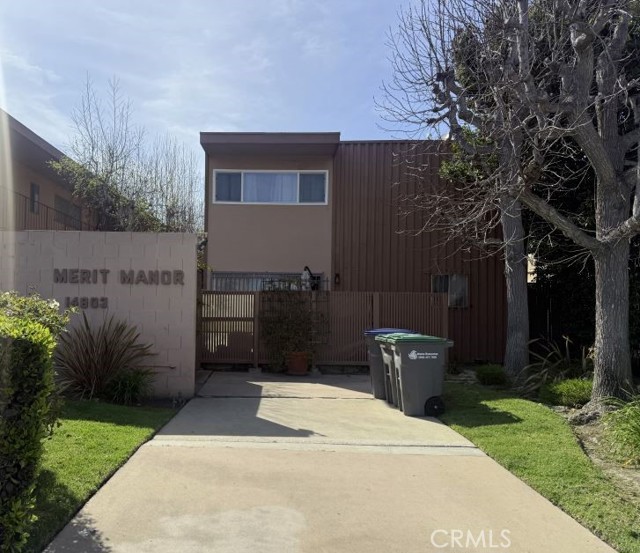 Property photo of 14903 S Normandie Ave