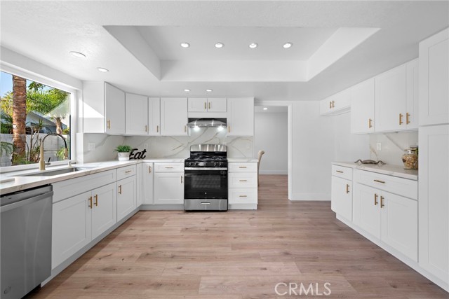 Property photo of 1265 N Andrea LN