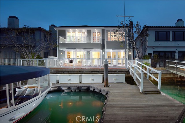 Property photo of 736 Harbor Island DR