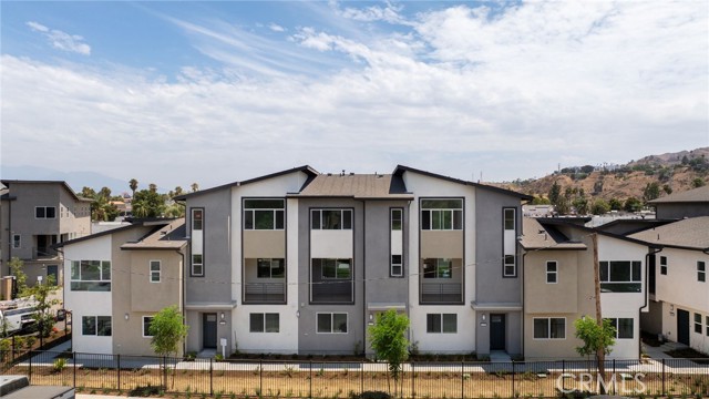Property photo of 1112 Santo Antonio DR