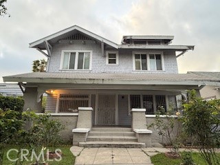 Property photo of 107 S Serrano AV