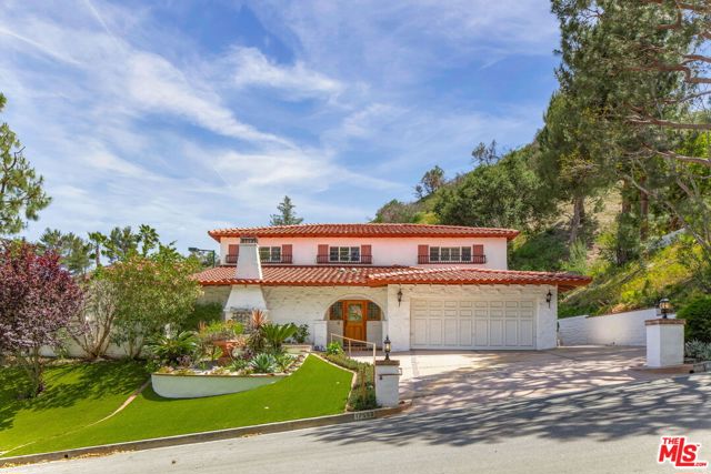 Property photo of 17552 Camino De Yatasto