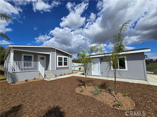 Property photo of 23784 Vista Way