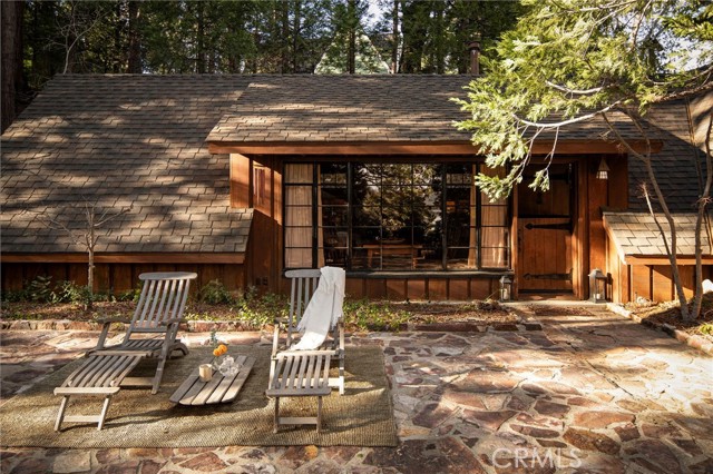 Property photo of 324 Summit DR