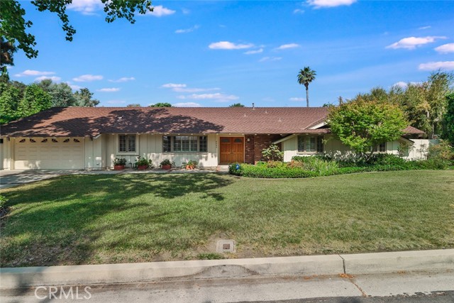 Property photo of 9845 Encino AV